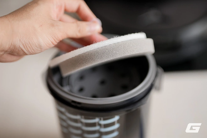 Review Ecovacs Deebot X11 OmniCyclone: Robot hút bụi, lau nhà “đỉnh chóp” cho người lương 50 triệu- Ảnh 4. Review Ecovacs Deebot X11 OmniCyclone: Robot hút bụi, lau nhà “đỉnh chóp” cho người lương 50 triệu- Ảnh 4.