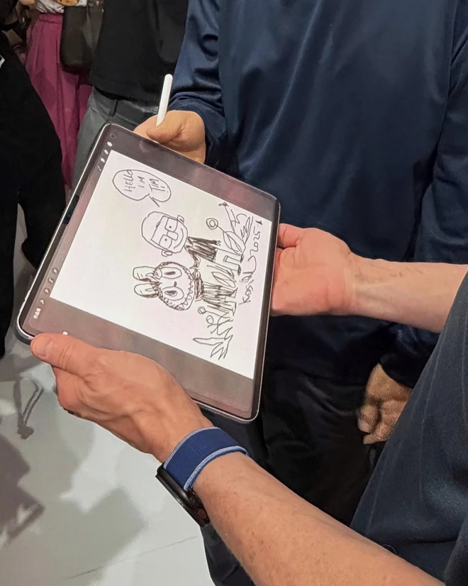 CEO Tim Cook: "Tôi yêu Labubu", cổ phiếu Pop Mart ngay lập tức tăng 6%- Ảnh 4. CEO Tim Cook: "Tôi yêu Labubu", cổ phiếu Pop Mart ngay lập tức tăng 6%- Ảnh 4.