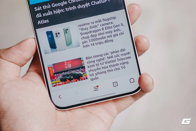Trên tay iQOO 15: Điện thoại mới của vivo với chip Snapdragon 8 Elite Gen 5, pin 7.000mAh, có tính năng của flagship 30 triệu nhưng giá chỉ bằng một nửa- Ảnh 15. Trên tay iQOO 15: Điện thoại mới của vivo với chip Snapdragon 8 Elite Gen 5, pin 7.000mAh, có tính năng của flagship 30 triệu nhưng giá chỉ bằng một nửa- Ảnh 15.