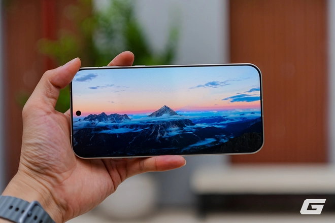 Trên tay OPPO Find X9 Pro: Camera chuẩn Hasselblad 200MP zoom siêu xa, pin 7500mAh, sạc 80W, giá 32.99 triệu- Ảnh 2. Trên tay OPPO Find X9 Pro: Camera chuẩn Hasselblad 200MP zoom siêu xa, pin 7500mAh, sạc 80W, giá 32.99 triệu- Ảnh 2.