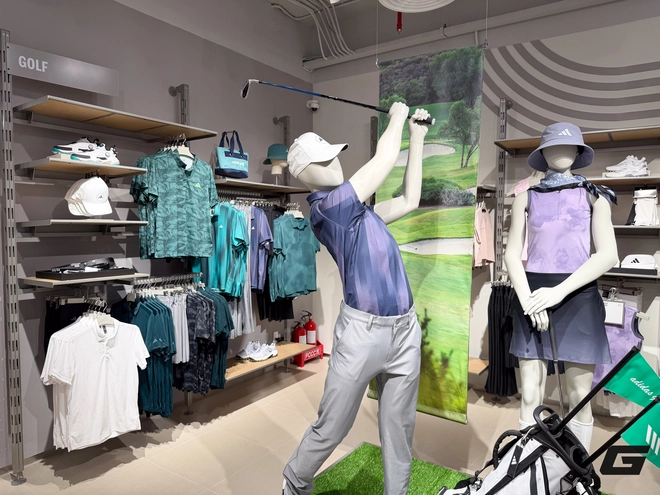 Cận cảnh cửa hàng mới khai trương đậm chất Việt của adidas- Ảnh 19. Cận cảnh cửa hàng mới khai trương đậm chất Việt của adidas- Ảnh 19.