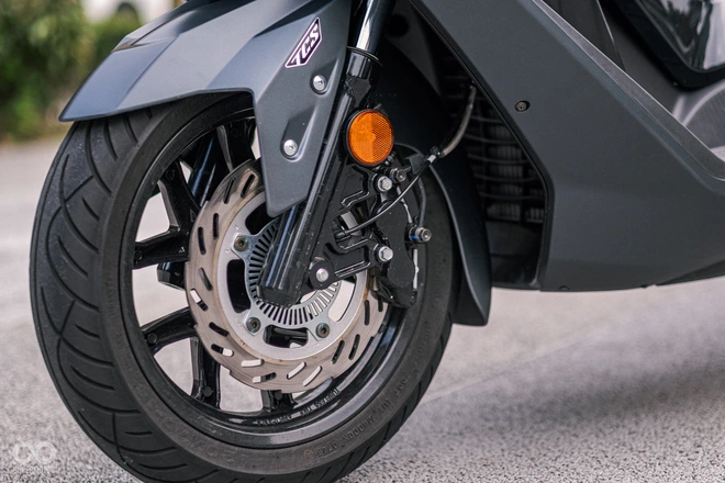 SYM bất ngờ ra mắt mẫu xe tay ga sở hữu nhiều trang bị 'ăn đứt' Honda SH! - Ảnh 9.