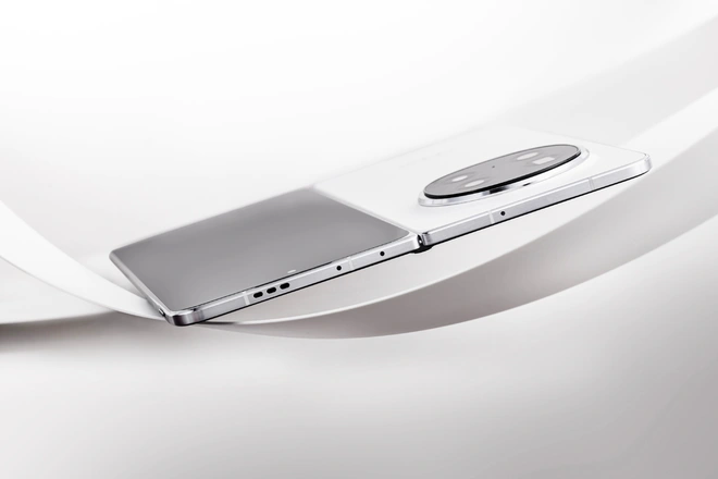 OPPO ra mắt smartphone gập mỏng nhất thế giới, giá gần 50 triệu đồng- Ảnh 12. OPPO ra mắt smartphone gập mỏng nhất thế giới, giá gần 50 triệu đồng- Ảnh 12.