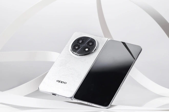 OPPO ra mắt smartphone gập mỏng nhất thế giới, giá gần 50 triệu đồng- Ảnh 15. OPPO ra mắt smartphone gập mỏng nhất thế giới, giá gần 50 triệu đồng- Ảnh 15.