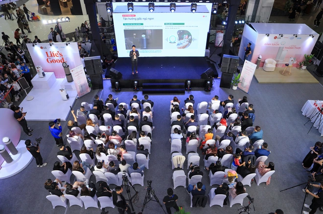 Ra mắt loạt máy lọc không khí, máy hút ẩm LG mới: Hợp với nhà nuôi cún, mèo; ở miền Bắc mùa này rất cần để "đuổi nồm"- Ảnh 1. Ra mắt loạt máy lọc không khí, máy hút ẩm LG mới: Hợp với nhà nuôi cún, mèo; ở miền Bắc mùa này rất cần để "đuổi nồm"- Ảnh 1.