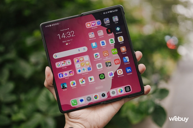 Honor sắp ra mắt smartphone gập đối đầu OPPO Find N5: Thiết kế mỏng không kém cạnh, pin 6.000mAh, chip Snapdragon 8 Elite- Ảnh 5. Honor sắp ra mắt smartphone gập đối đầu OPPO Find N5: Thiết kế mỏng không kém cạnh, pin 6.000mAh, chip Snapdragon 8 Elite- Ảnh 5.