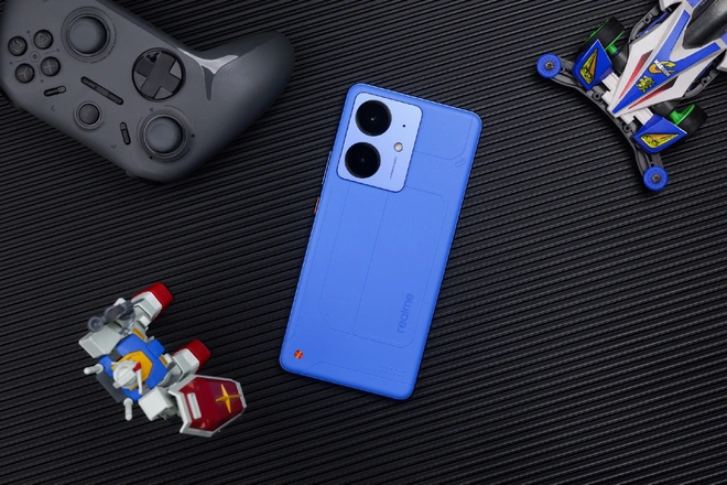 Cận cảnh điện thoại giá chỉ hơn 5 triệu của realme: Chip Dimensity 8400-MAX AnTuTu gần 2 triệu điểm, pin khủng 7.000mAh kèm camera 50MP- Ảnh 22. Cận cảnh điện thoại giá chỉ hơn 5 triệu của realme: Chip Dimensity 8400-MAX AnTuTu gần 2 triệu điểm, pin khủng 7.000mAh kèm camera 50MP- Ảnh 22.