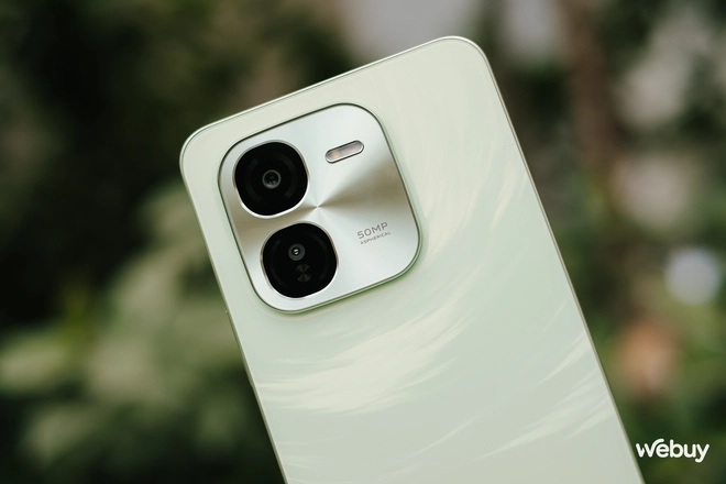 Smartphone này giá chỉ hơn 3 triệu đồng cực đáng mua: Thiết kế đẹp, chip Snapdragon kèm pin 6.000mAh, sẵn tiếng Việt- Ảnh 5. Smartphone này giá chỉ hơn 3 triệu đồng cực đáng mua: Thiết kế đẹp, chip Snapdragon kèm pin 6.000mAh, sẵn tiếng Việt- Ảnh 5.