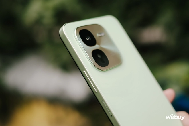 Smartphone này giá chỉ hơn 3 triệu đồng cực đáng mua: Thiết kế đẹp, chip Snapdragon kèm pin 6.000mAh, sẵn tiếng Việt- Ảnh 6. Smartphone này giá chỉ hơn 3 triệu đồng cực đáng mua: Thiết kế đẹp, chip Snapdragon kèm pin 6.000mAh, sẵn tiếng Việt- Ảnh 6.