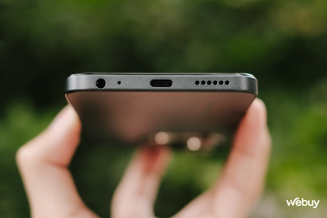 Trên tay điện thoại 5G giá rẻ ai cũng mua được: Thiết kế đẹp, màn hình 120Hz, camera 108MP kèm pin 5.000mAh, giá chính hãng chỉ hơn 3 triệu đồng- Ảnh 19. Trên tay điện thoại 5G giá rẻ ai cũng mua được: Thiết kế đẹp, màn hình 120Hz, camera 108MP kèm pin 5.000mAh, giá chính hãng chỉ hơn 3 triệu đồng- Ảnh 19.