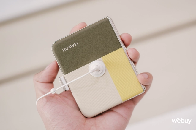Trên tay smartphone gập độc dị nhất thế giới chỉ Huawei làm được: Thiết kế như máy đọc sách, chụp ảnh cực đẹp, giá như được mang về bán chính hãng!- Ảnh 34. Trên tay smartphone gập độc dị nhất thế giới chỉ Huawei làm được: Thiết kế như máy đọc sách, chụp ảnh cực đẹp, giá như được mang về bán chính hãng!- Ảnh 34.