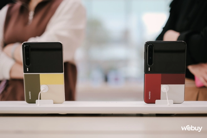 Trên tay smartphone gập độc dị nhất thế giới chỉ Huawei làm được: Thiết kế như máy đọc sách, chụp ảnh cực đẹp, giá như được mang về bán chính hãng!- Ảnh 28. Trên tay smartphone gập độc dị nhất thế giới chỉ Huawei làm được: Thiết kế như máy đọc sách, chụp ảnh cực đẹp, giá như được mang về bán chính hãng!- Ảnh 28.