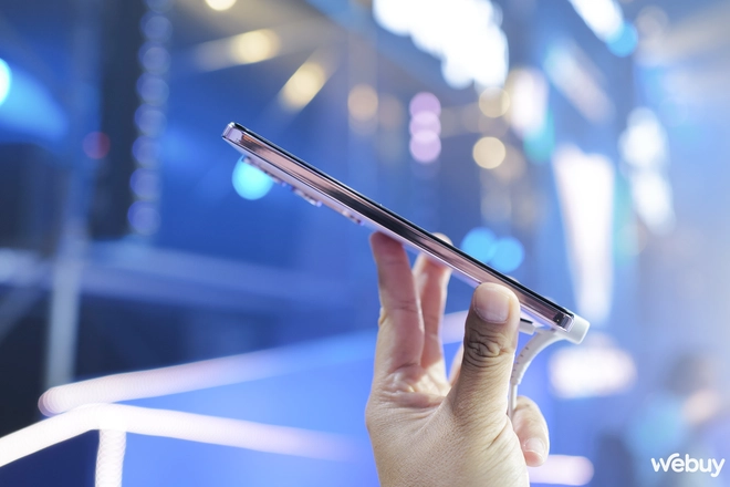 vivo ra mắt điện thoại pin khủng 6.500mAh: Thiết kế bắt mắt, camera 50MP, giá vivo ra mắt điện thoại pin khủng 6.500mAh: Thiết kế bắt mắt, camera 50MP, giá