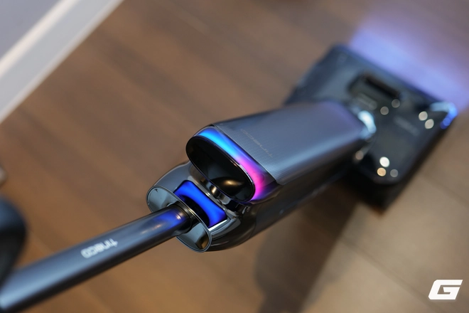 Máy lau nhà giờ cũng phải "nghệ thuật"- Ảnh 8. Máy lau nhà giờ cũng phải "nghệ thuật"- Ảnh 8.