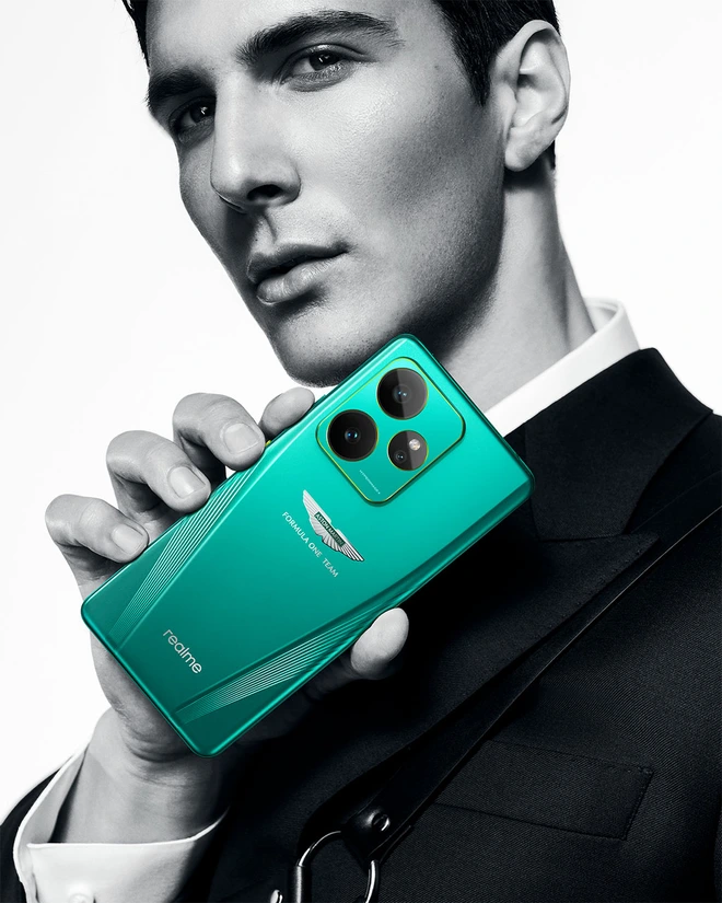 realme GT 7 ra mắt: Đ&acirc;y mới l&agrave; "flagship killer" với hiệu năng mạnh, pin khủng, lại c&ograve;n c&oacute; cả phi&ecirc;n bản Aston Martin Formula One&trade; Team cực chất cho hội m&ecirc; tốc độ- Ảnh 8.