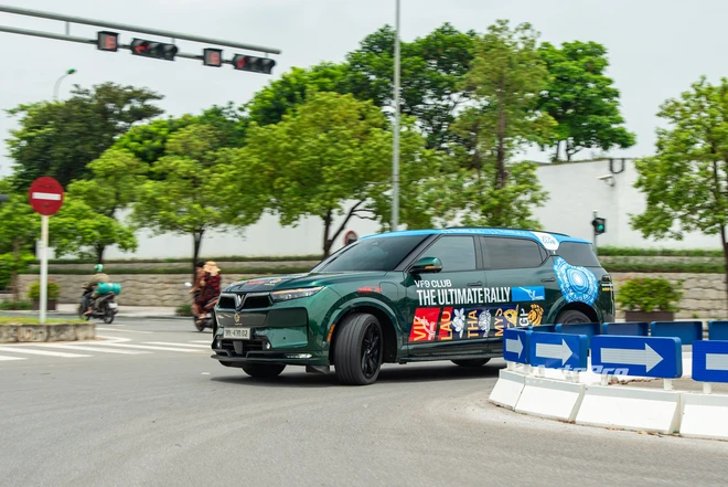 Lái VinFast VF 9 ‘gánh team’ leo núi Tây Bắc sạt lở, chủ xe chia sẻ: ‘Cố phá mãi xe chưa hỏng, dùng xong bỏ xó xe sang ở nhà’- Ảnh 8. Lái VinFast VF 9 ‘gánh team’ leo núi Tây Bắc sạt lở, chủ xe chia sẻ: ‘Cố phá mãi xe chưa hỏng, dùng xong bỏ xó xe sang ở nhà’- Ảnh 8.