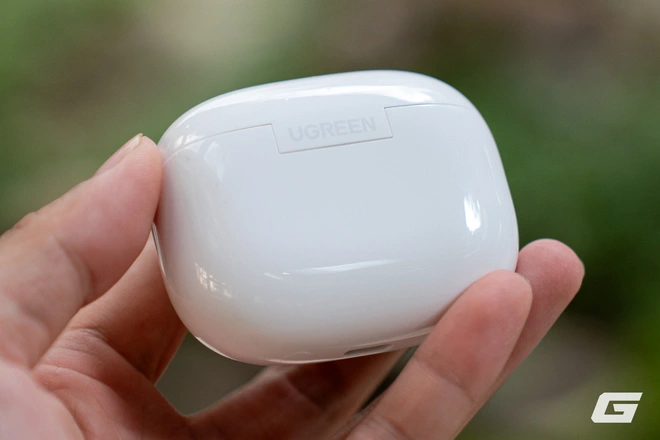 Tai nghe Ugreen EchoBuds Magic: Màn hình cảm ứng trên hộp sạc, chống ồn ngon, pin tốt, nhiều tính năng giá sale khoảng 700.000đ- Ảnh 5. Tai nghe Ugreen EchoBuds Magic: Màn hình cảm ứng trên hộp sạc, chống ồn ngon, pin tốt, nhiều tính năng giá sale khoảng 700.000đ- Ảnh 5.