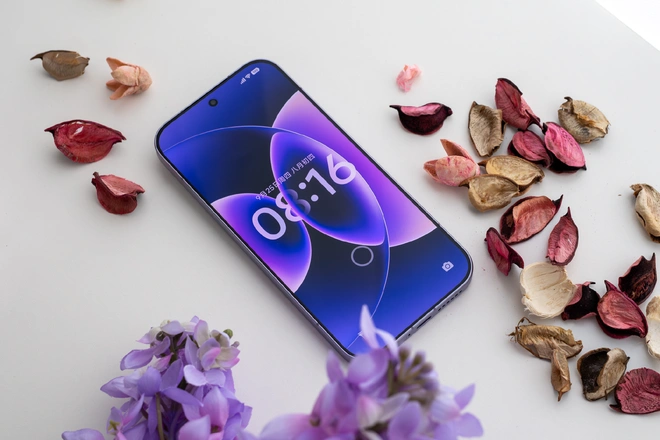 Trên tay điện thoại "17 Pro Max" của Xiaomi- Ảnh 15. Trên tay điện thoại "17 Pro Max" của Xiaomi- Ảnh 15.