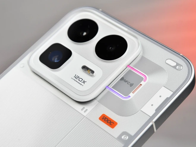 realme sắp ra mắt smartphone đầu tiên cho phép chơi game PC, pin 8.000 mAh, chip Snapdragon 8 Gen 5, RAM tận 24 GB - Ảnh 3.