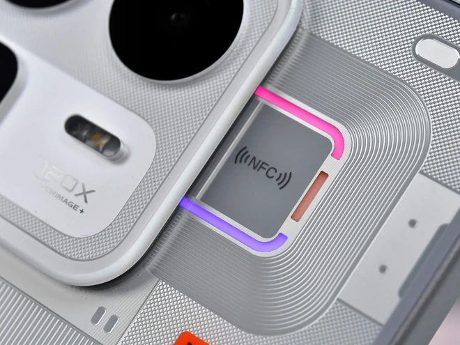 realme sắp ra mắt smartphone đầu tiên cho phép chơi game PC, pin 8.000 mAh, chip Snapdragon 8 Gen 5, RAM tận 24 GB - Ảnh 6.