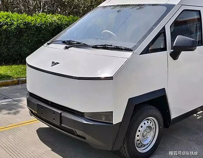 Tesla Cybertruck tung ra phiên bản xe tải van hay chiêu trò quảng cáo độc lạ? - Ảnh 5.