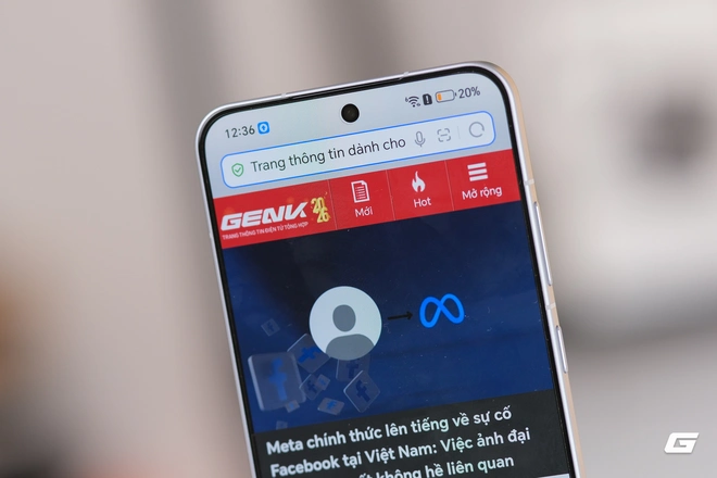 Trên tay điện thoại pin 10.000mAh - Ảnh 6.