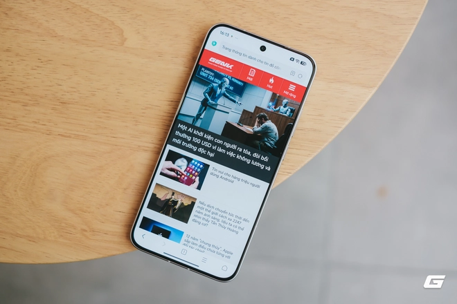 Cuối năm dân tình săn mẫu điện thoại này của Xiaomi: Ra mắt gần một năm nhưng vẫn bán cực chạy, thiết kế đẹp, pin khủng, chơi game mượt - Ảnh 2.