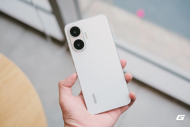 Cuối năm dân tình săn mẫu điện thoại này của Xiaomi: Ra mắt gần một năm nhưng vẫn bán cực chạy, thiết kế đẹp, pin khủng, chơi game mượt - Ảnh 4.