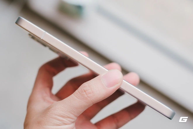 Cuối năm dân tình săn mẫu điện thoại này của Xiaomi: Ra mắt gần một năm nhưng vẫn bán cực chạy, thiết kế đẹp, pin khủng, chơi game mượt - Ảnh 5.