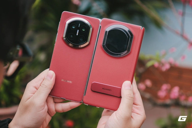 Mở hộp điện thoại gập 55 triệu chính hãng của Huawei: Pin lớn, camera chụp đẹp, không Google, không 5G - ai sẽ mua? - Ảnh 6.