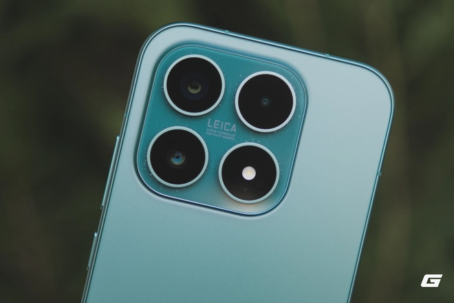 Điện thoại nhỏ gọn đáng mua nhất của Xiaomi: Thiết kế cao cấp, chip khoẻ, pin lớn nhất, cầm lên là chỉ muốn dùng luôn - Ảnh 4.