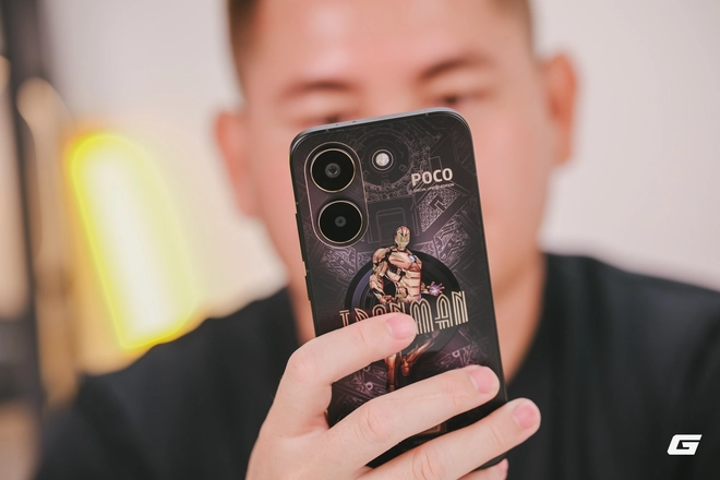 Mở hộp điện thoại Iron Man của Xiaomi - Ảnh 15.