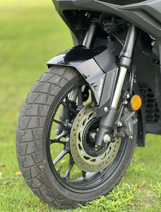 Honda ADV350 tại Việt Nam có giá lăn bánh gần 176 triệu đồng, vì sao vẫn khiến người chơi xe sẵn sàng xuống tiền? - Ảnh 10.