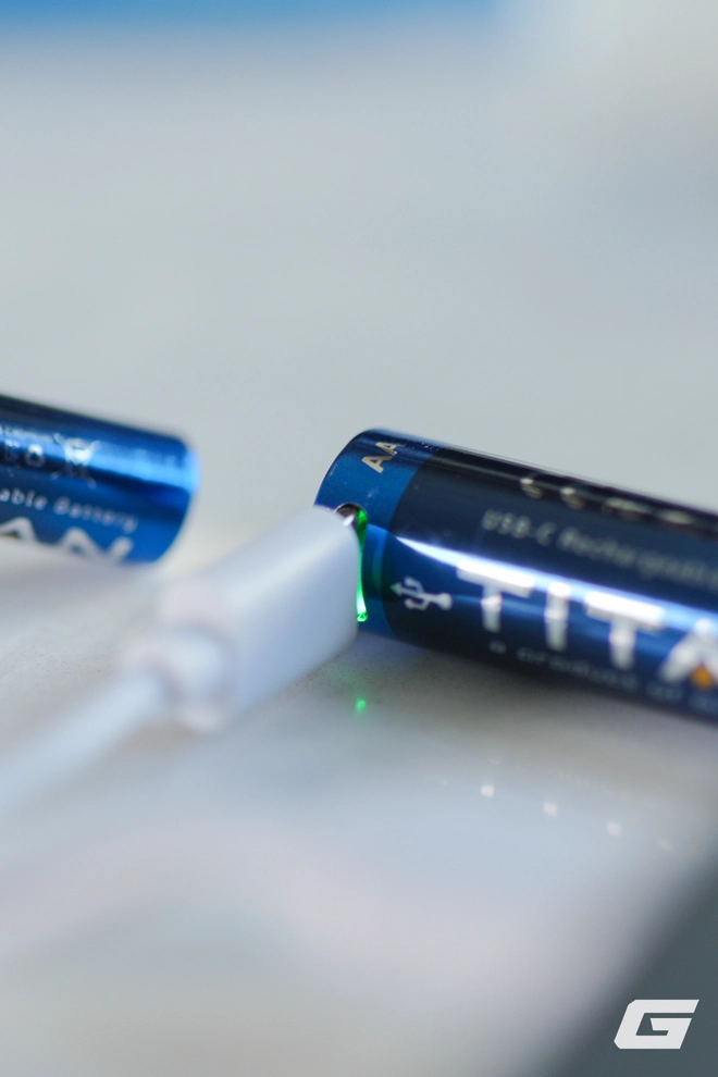Dùng thử pin tiểu sạc lại qua USB-C: Hợp với các thiết bị “ngốn pin”, khỏi lo dòng yếu làm tụt hiệu năng, chảy nước - Ảnh 9.