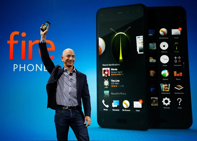 Bỏ hơn 100 triệu USD l&agrave;m điện thoại Fire Phone rồi nhận kết cục &ecirc; chề, Jeff Bezos thản nhi&ecirc;n: Đừng bao giờ cảm thấy tệ về thất bại, d&ugrave; chỉ 1 ph&uacute;t  - Ảnh 1.