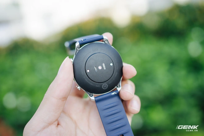 Tr&ecirc;n tay Xiaomi Mi Watch Color tại VN: Gi&aacute; rẻ v&agrave; đ&aacute;ng mua hơn Mi Watch - Ảnh 9.
