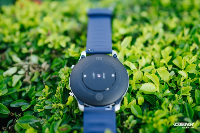 Tr&ecirc;n tay Xiaomi Mi Watch Color tại VN: Gi&aacute; rẻ v&agrave; đ&aacute;ng mua hơn Mi Watch - Ảnh 10.