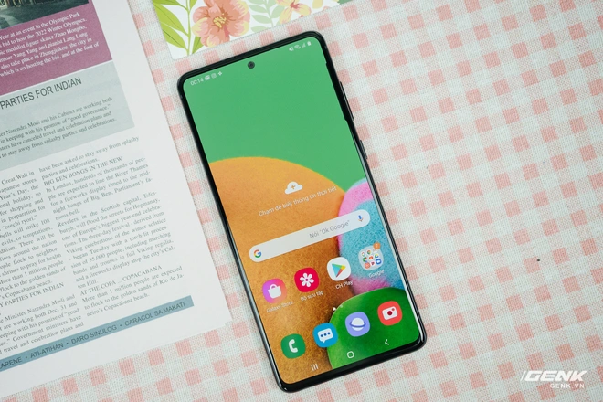 Chi tiết Samsung Galaxy Note10 Lite: Vỏ nhựa, chip như Note9, pin hơn Note10, gi&aacute; ch&iacute;nh h&atilde;ng 13.9 triệu - Ảnh 1.