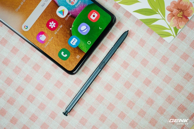 Chi tiết Samsung Galaxy Note10 Lite: Vỏ nhựa, chip như Note9, pin hơn Note10, gi&aacute; ch&iacute;nh h&atilde;ng 13.9 triệu - Ảnh 11.
