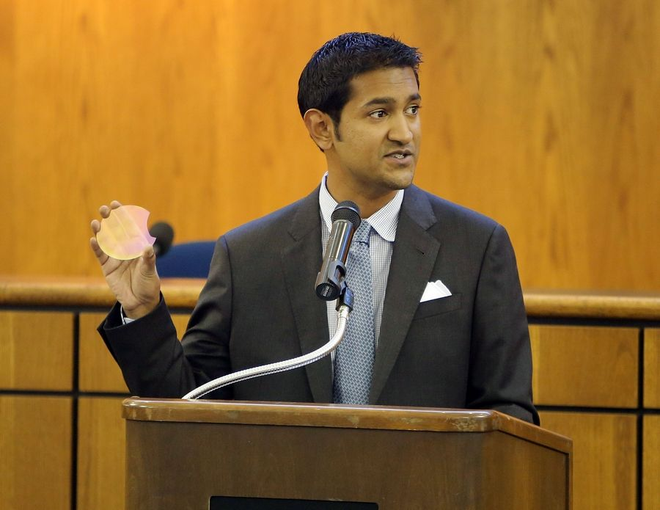 Smartphone gập tương lai sẽ d&ugrave;ng m&agrave;n h&igrave;nh k&iacute;nh kim cương - c&ocirc;ng nghệ hứa hẹn 3 năm nay m&agrave; chưa đi đến đ&acirc;u - Ảnh 5.