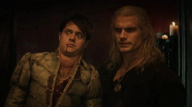 Jaskier Joey Batey: Kh&aacute;n giả th&iacute;ch t&ocirc;i h&agrave;i hước trong The Witcher, nhưng t&ocirc;i lại kho&aacute;i cảnh dỗi nhau với Geralt nhất - Ảnh 2.