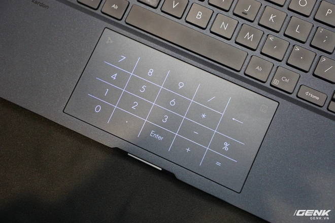 Cận cảnh ASUS ExpertBook B9: laptop 14 inch nhưng chỉ nặng hơn 800gr, đạt ti&ecirc;u chuẩn qu&acirc;n đội MIL-STD 810G - Ảnh 5.
