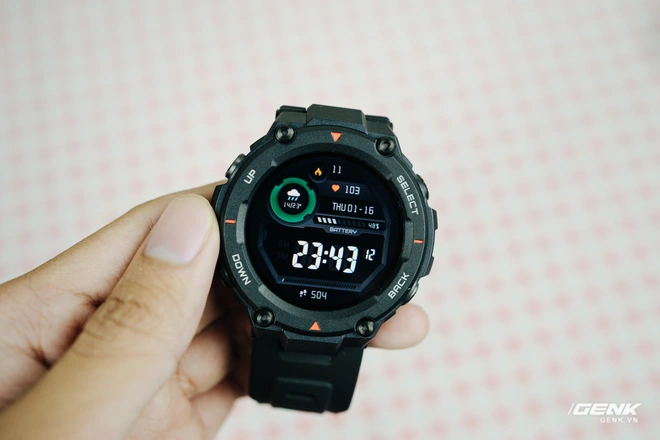 Tr&ecirc;n tay Amazfit T-Rex: Smartwatch nồi đồng cối đ&aacute; d&agrave;nh cho d&acirc;n phượt, thiết kế giống G-Shock, gi&aacute; 3.2 triệu đồng - Ảnh 4.