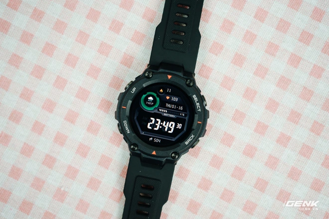 Tr&ecirc;n tay Amazfit T-Rex: Smartwatch nồi đồng cối đ&aacute; d&agrave;nh cho d&acirc;n phượt, thiết kế giống G-Shock, gi&aacute; 3.2 triệu đồng - Ảnh 10.