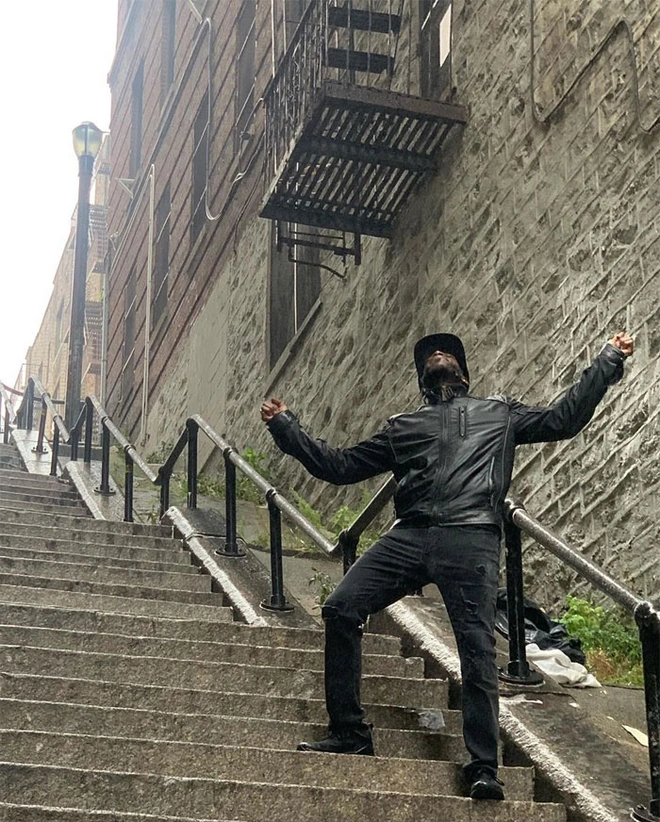 [Ch&ugrave;m ảnh] Đoạn cầu thang nơi Joker nhảy m&uacute;a đi&ecirc;n loạn trong phim nay đ&atilde; trở th&agrave;nh địa điểm du lịch nổi tiếng thế giới - Ảnh 14.