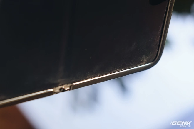 D&ugrave;ng Galaxy Fold kh&ocirc;ng d&aacute;n m&agrave;n h&igrave;nh: Chiếc m&aacute;y của t&ocirc;i b&acirc;y giờ ra sao? - Ảnh 8.