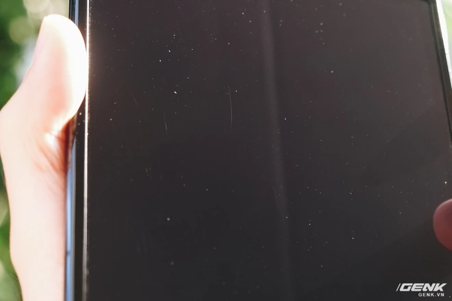 D&ugrave;ng Galaxy Fold kh&ocirc;ng d&aacute;n m&agrave;n h&igrave;nh: Chiếc m&aacute;y của t&ocirc;i b&acirc;y giờ ra sao? - Ảnh 10.