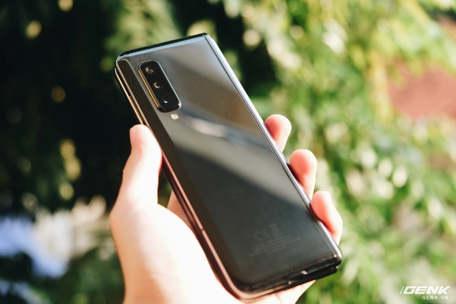 D&ugrave;ng Galaxy Fold kh&ocirc;ng d&aacute;n m&agrave;n h&igrave;nh: Chiếc m&aacute;y của t&ocirc;i b&acirc;y giờ ra sao? - Ảnh 13.