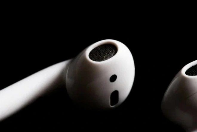 Tạp ch&iacute; nước Ph&aacute;p: AirPods h&agrave;ng fake d&ugrave; loại 1 hay loại 2 đều rất nguy hiểm v&agrave; tốt nhất đừng n&ecirc;n thử - Ảnh 1.