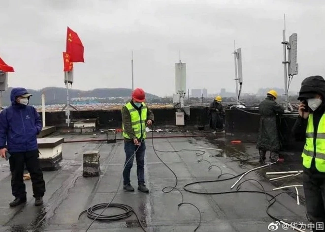 Lenovo gửi thiết bị c&ocirc;ng nghệ tới v&ugrave;ng dịch, Huawei x&acirc;y trạm 5G hỗ trợ c&ocirc;ng t&aacute;c điều trị vi&ecirc;m phổi tại Vũ H&aacute;n - Ảnh 2.